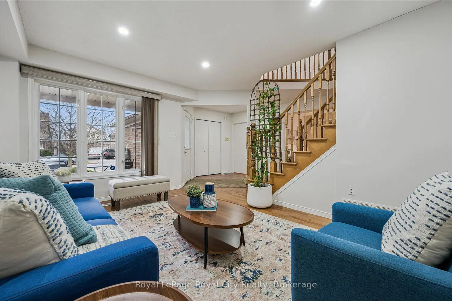 64 Milson Crescent photo 2