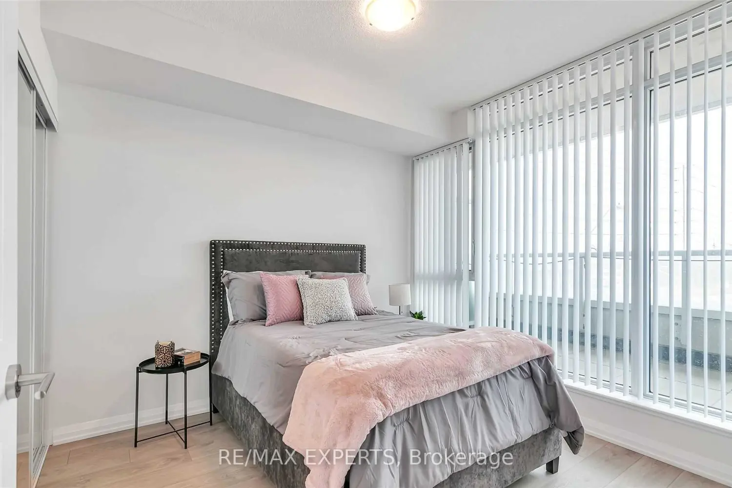 Additional image 10 of 7895 Jane Street 214