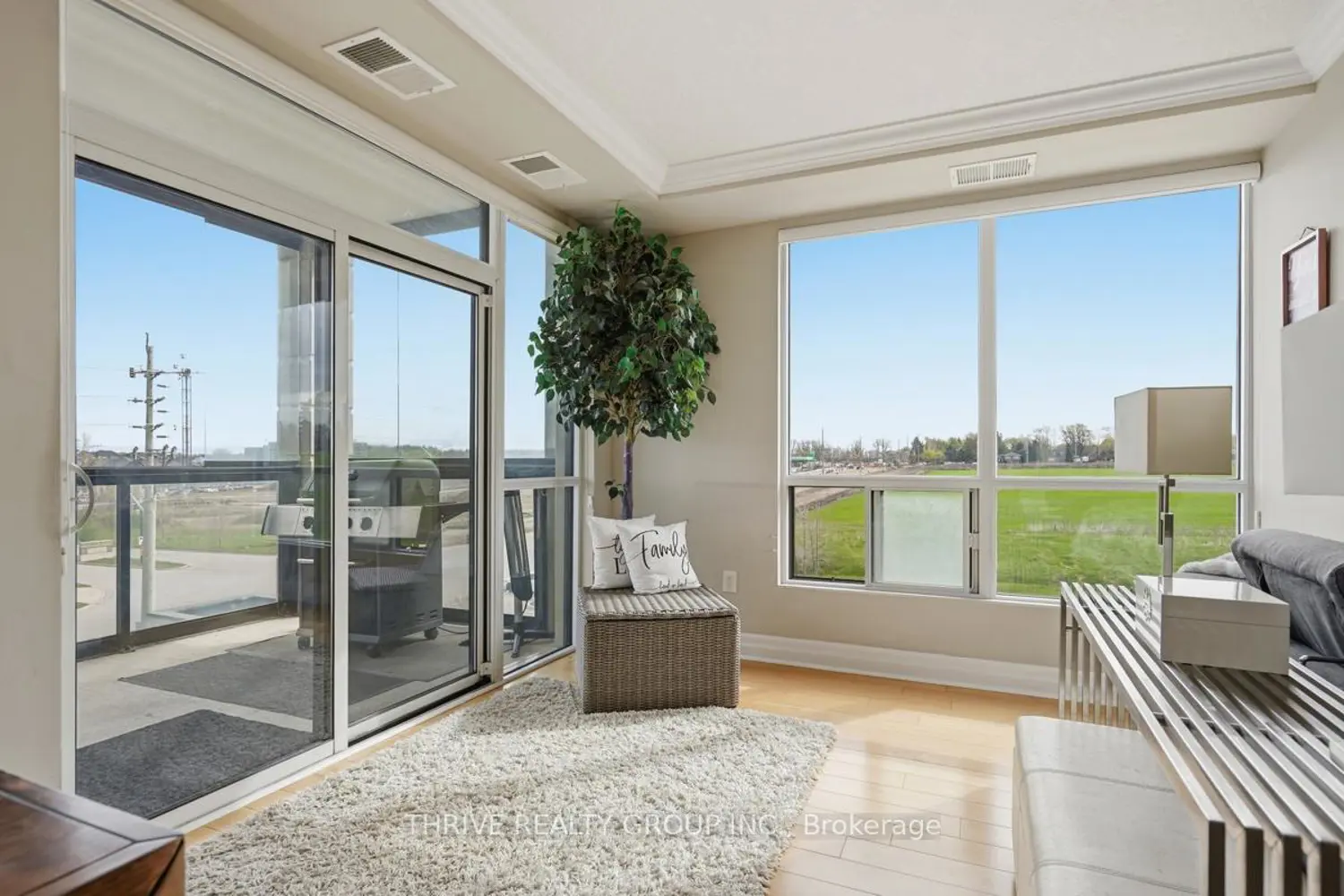 Additional image 7 of 240 Villagewalk Boulevard 404