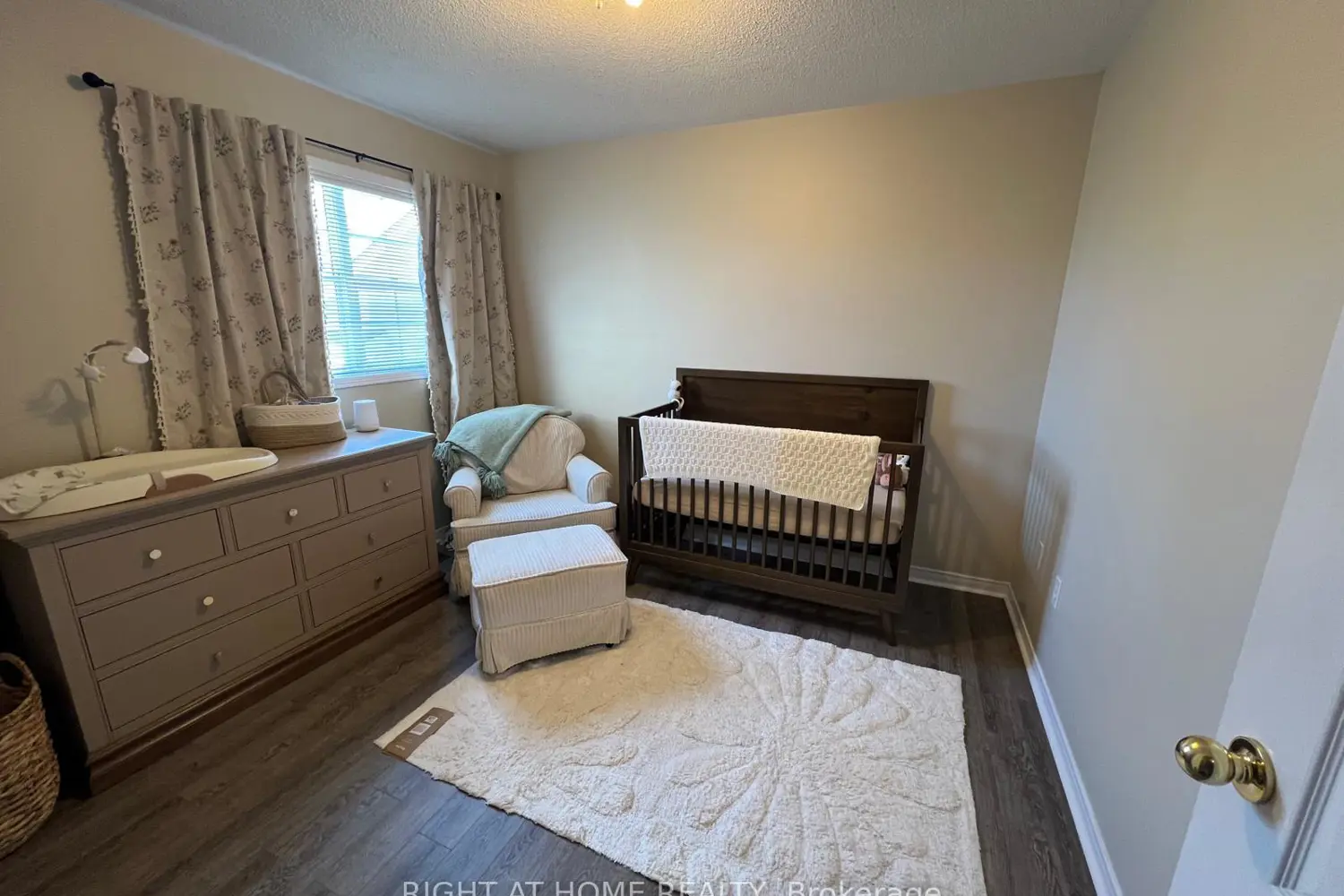 Additional image 19 of 10 Charleswood Circle