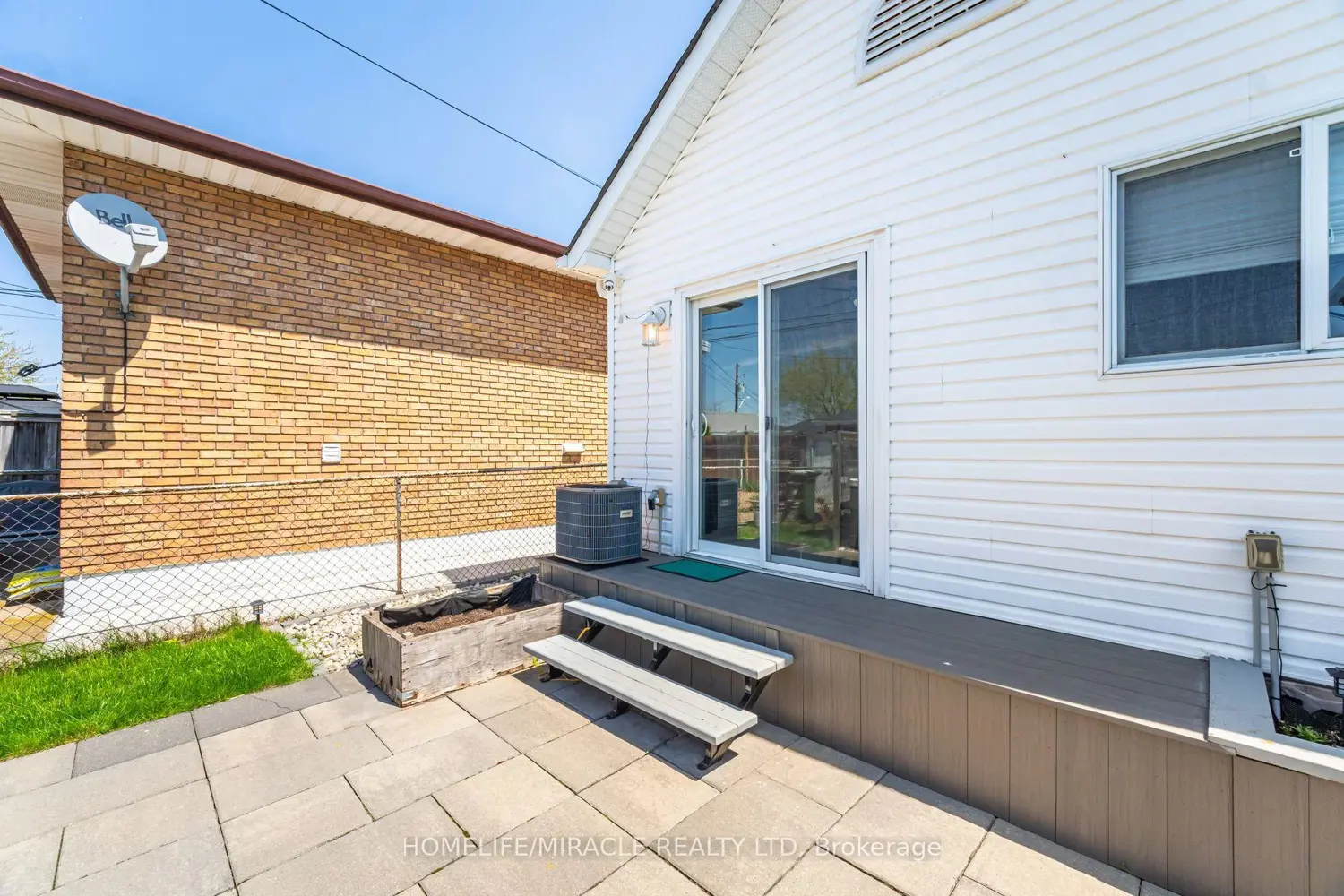Additional image 16 of 71 Beland Avenue