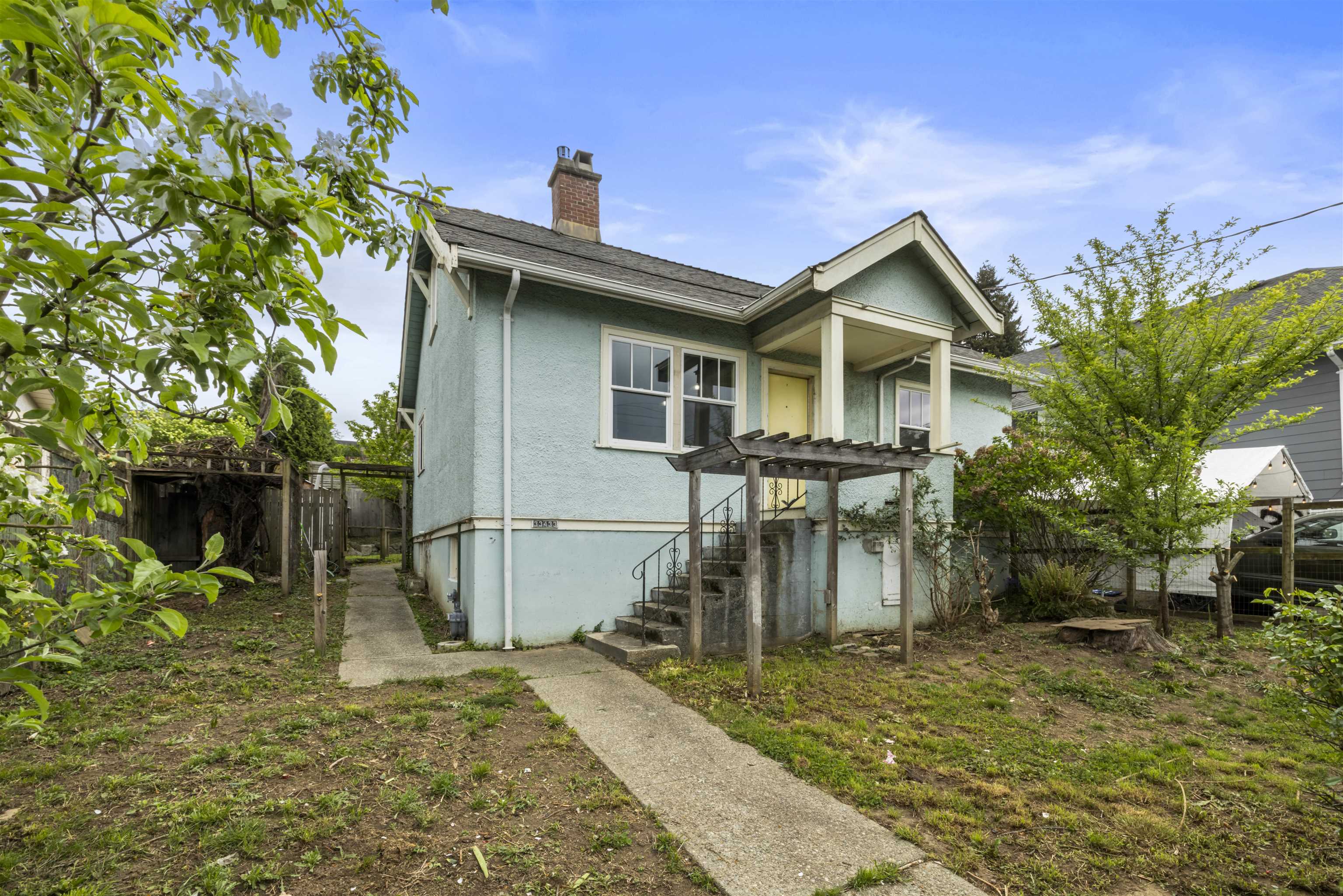33433 3 Avenue, Mission, BC, V2V 1P3 photo 2