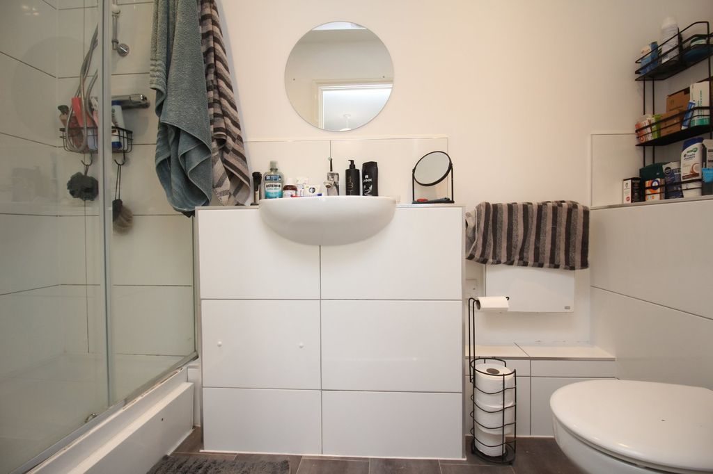 Additional image 7 of 2 bed flat to rentTannery Way North, Canterbury, Kent CT1