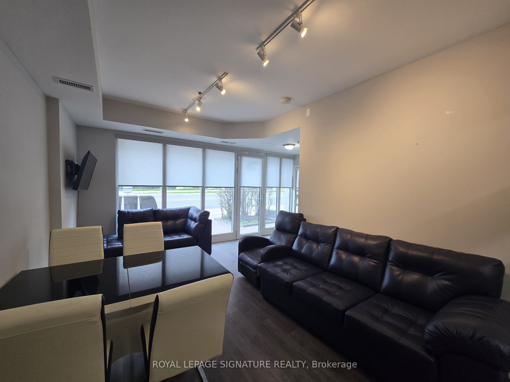 3-726 Sheppard Avenue W, Toronto, ON, M3H 2S8