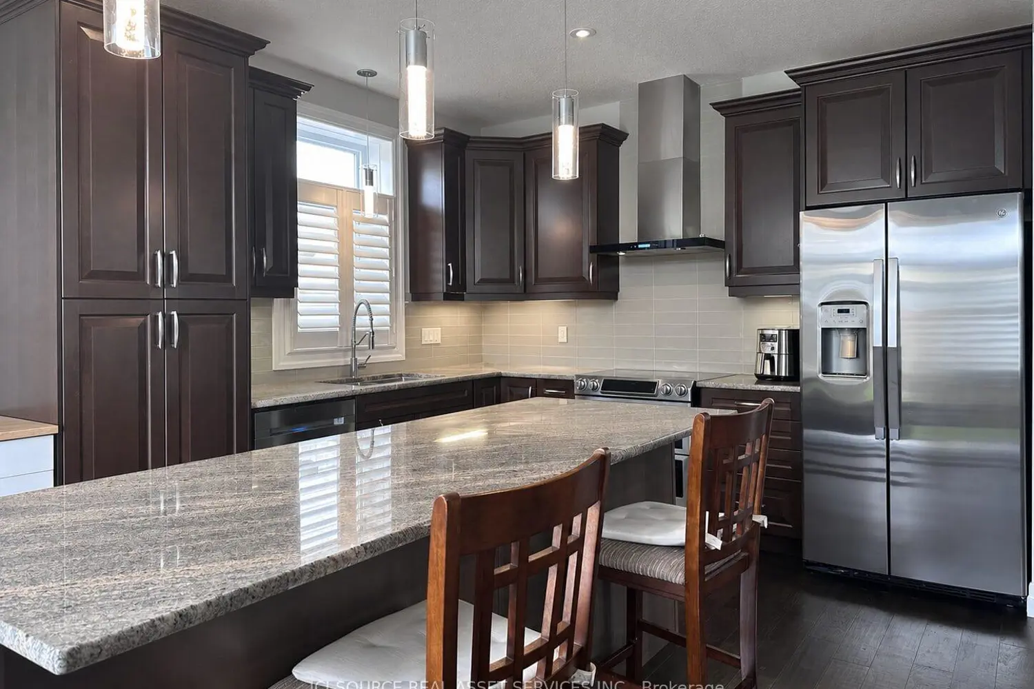Additional image 7 of 2120 Gough Avenue