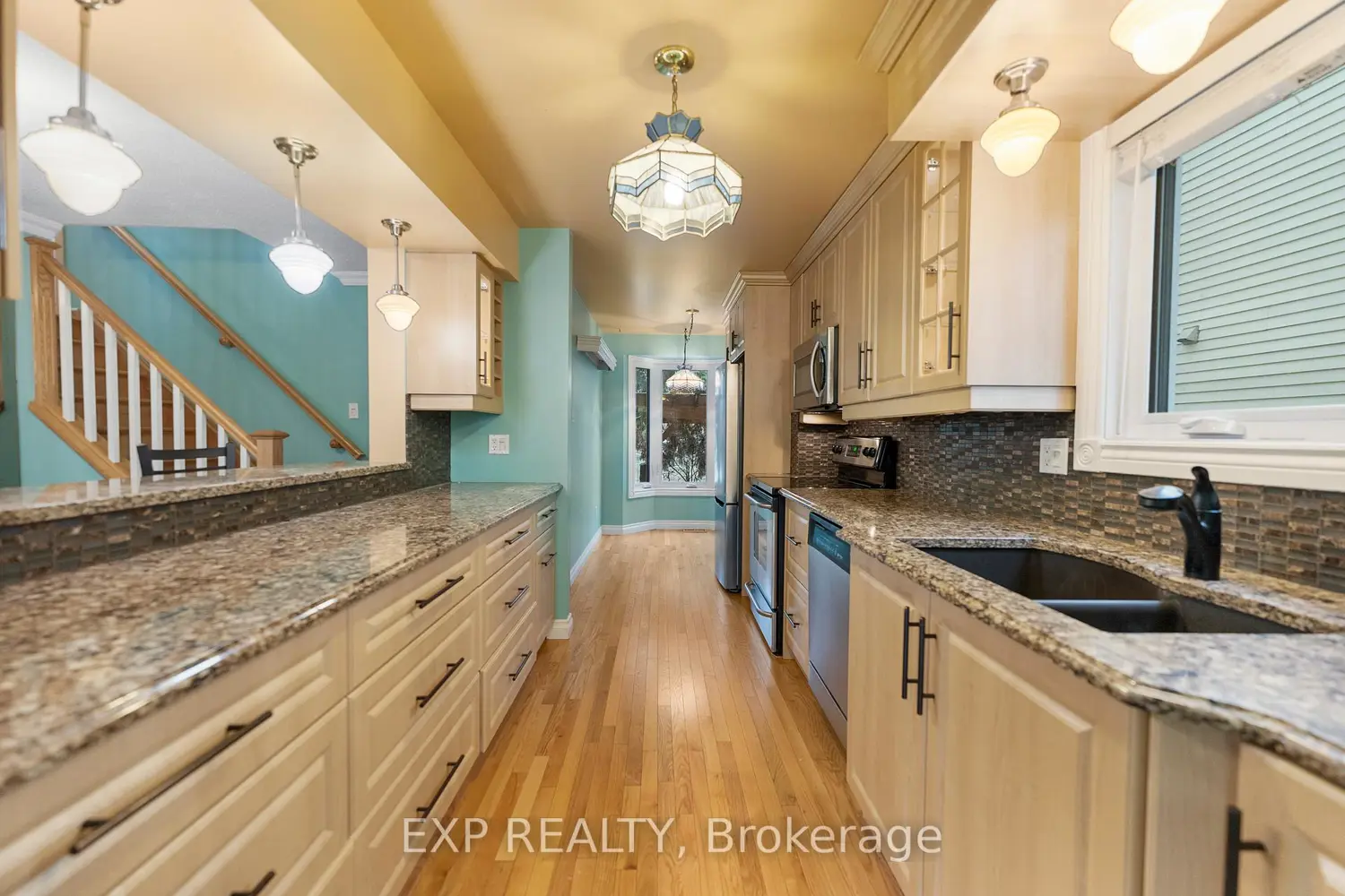 1626 Prestwick Drive photo 3