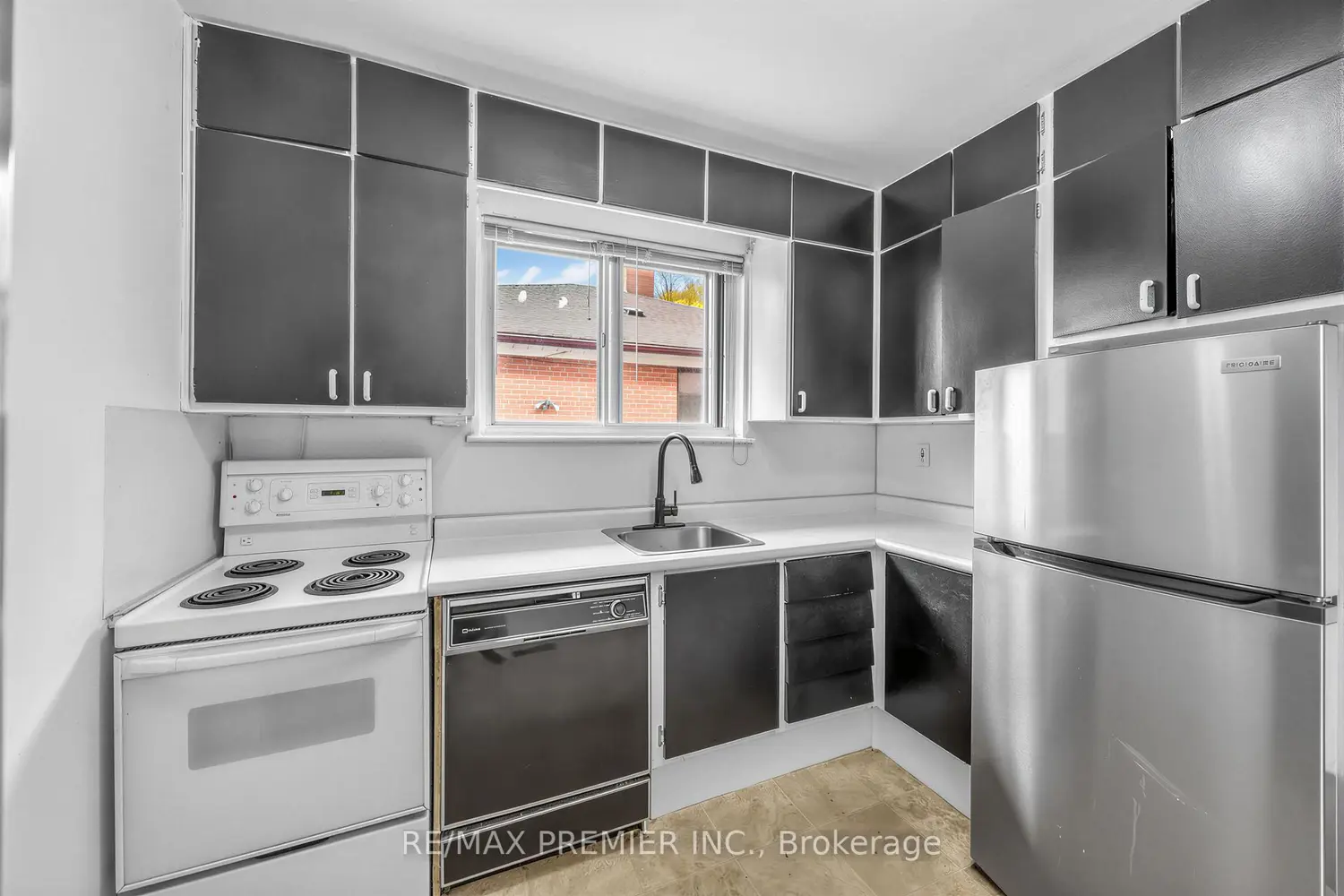 Additional image 4 of 126 Langden Avenue