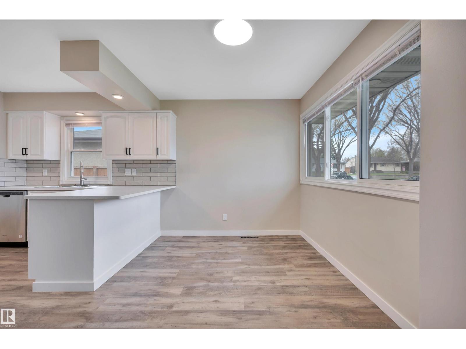 Additional image 4 of 6515-104 A Street NW, Edmonton, AB, T6Y2M2