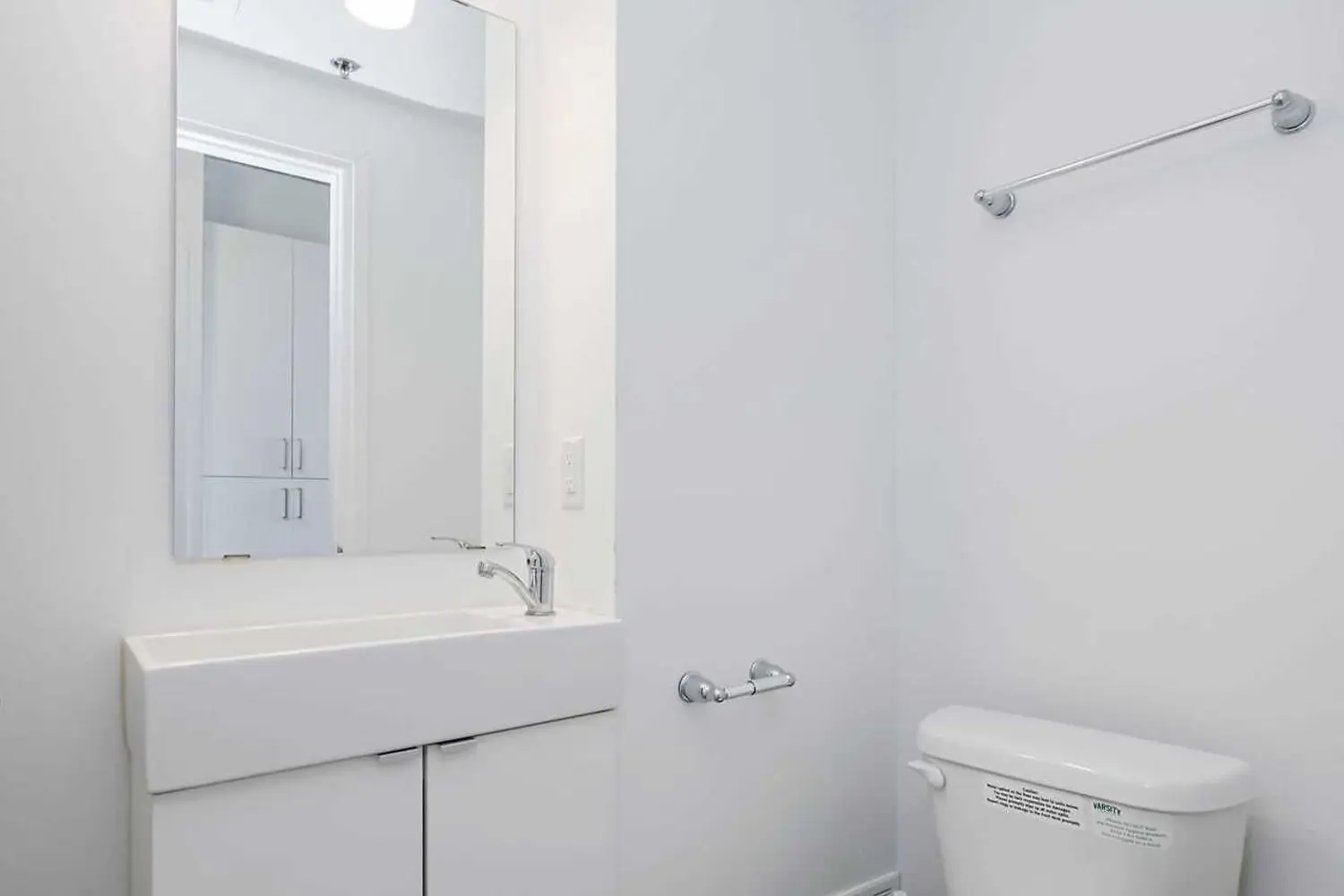 Additional image 11 of 1900 Simcoe Street 436