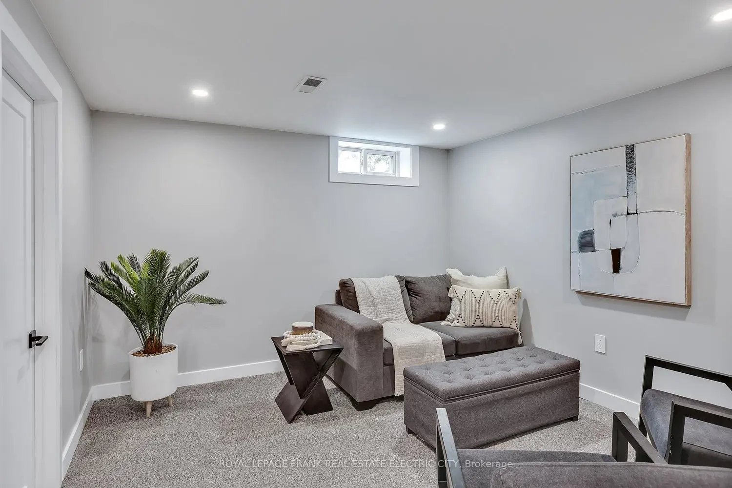 Additional image 13 of 547 Rose Avenue