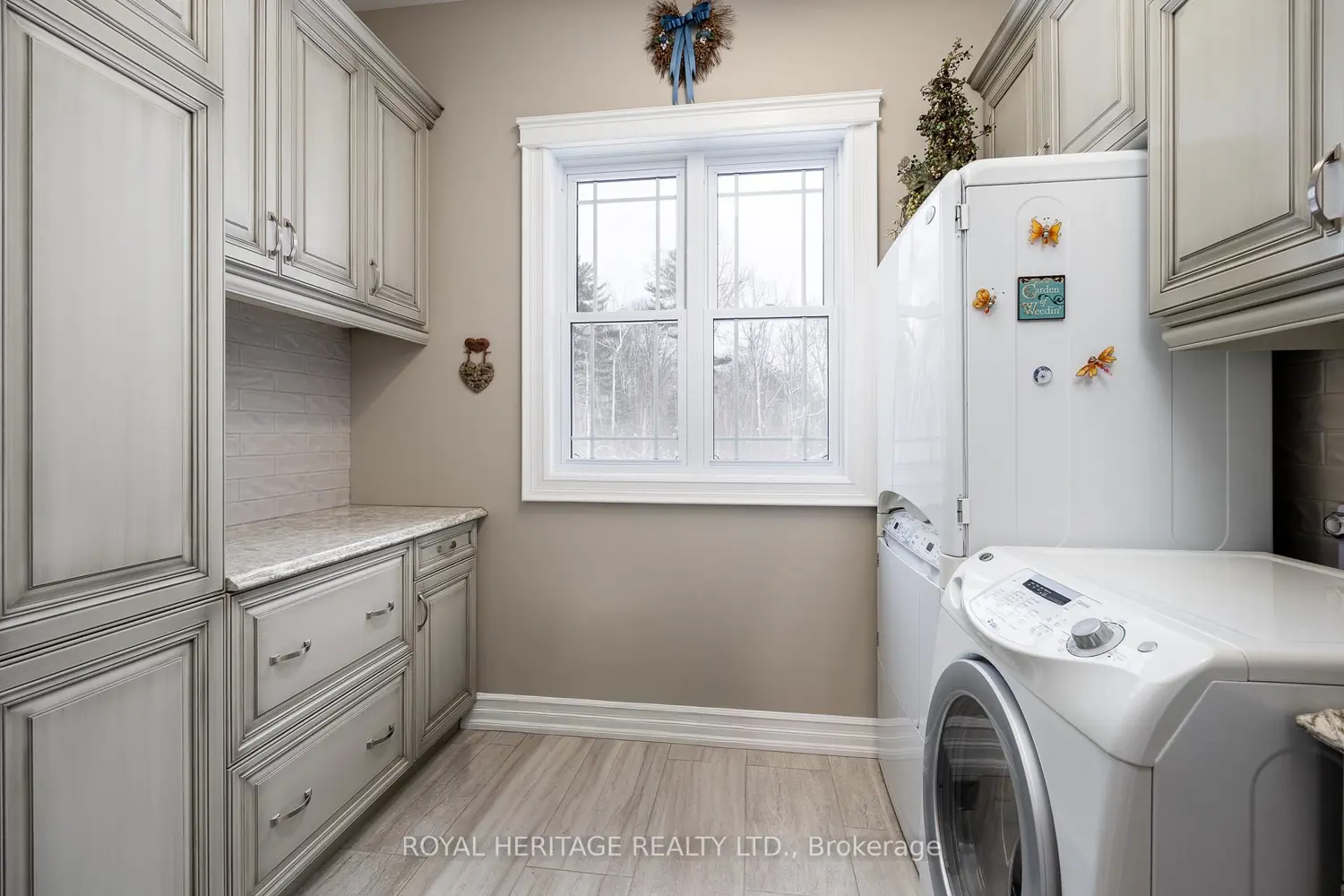 Additional image 9 of 21564 Loyalist Parkway