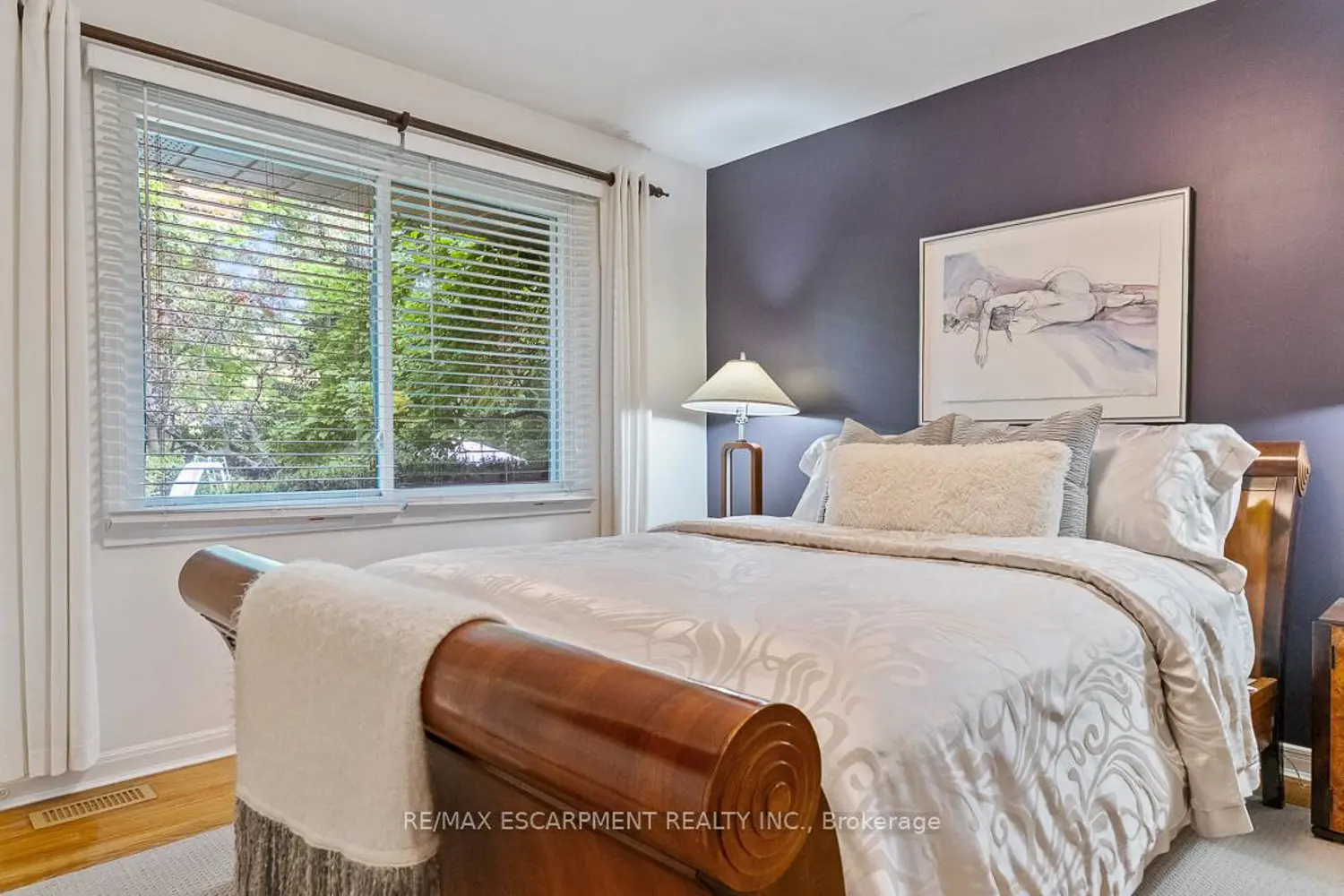Additional image 7 of 1373 Queen Victoria Avenue