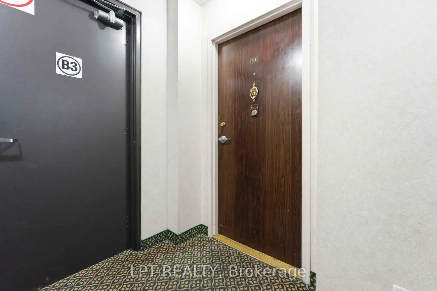 555 Brittany Drive 314 photo 3