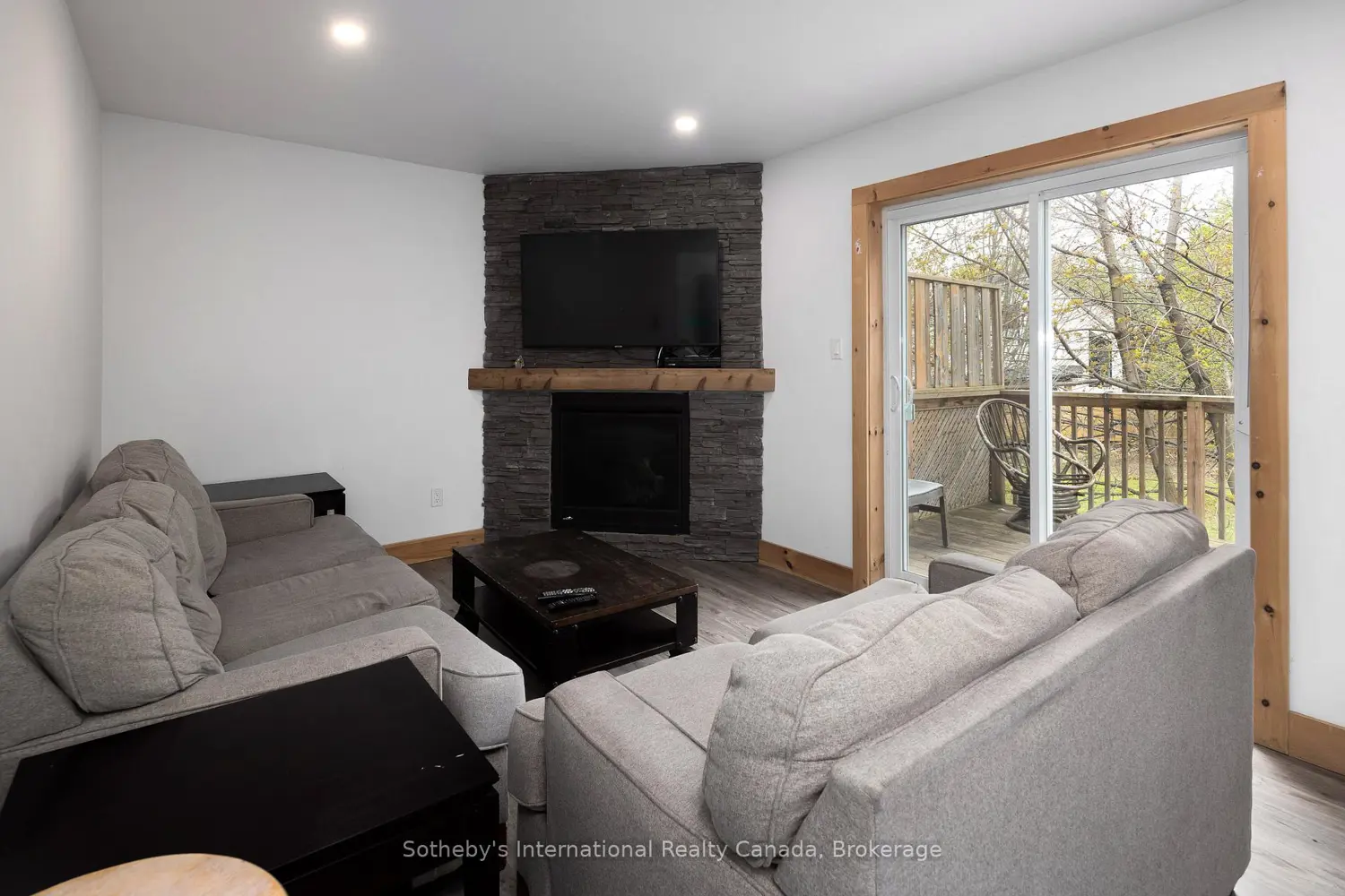 Additional image 8 of 210 Arlberg Crescent