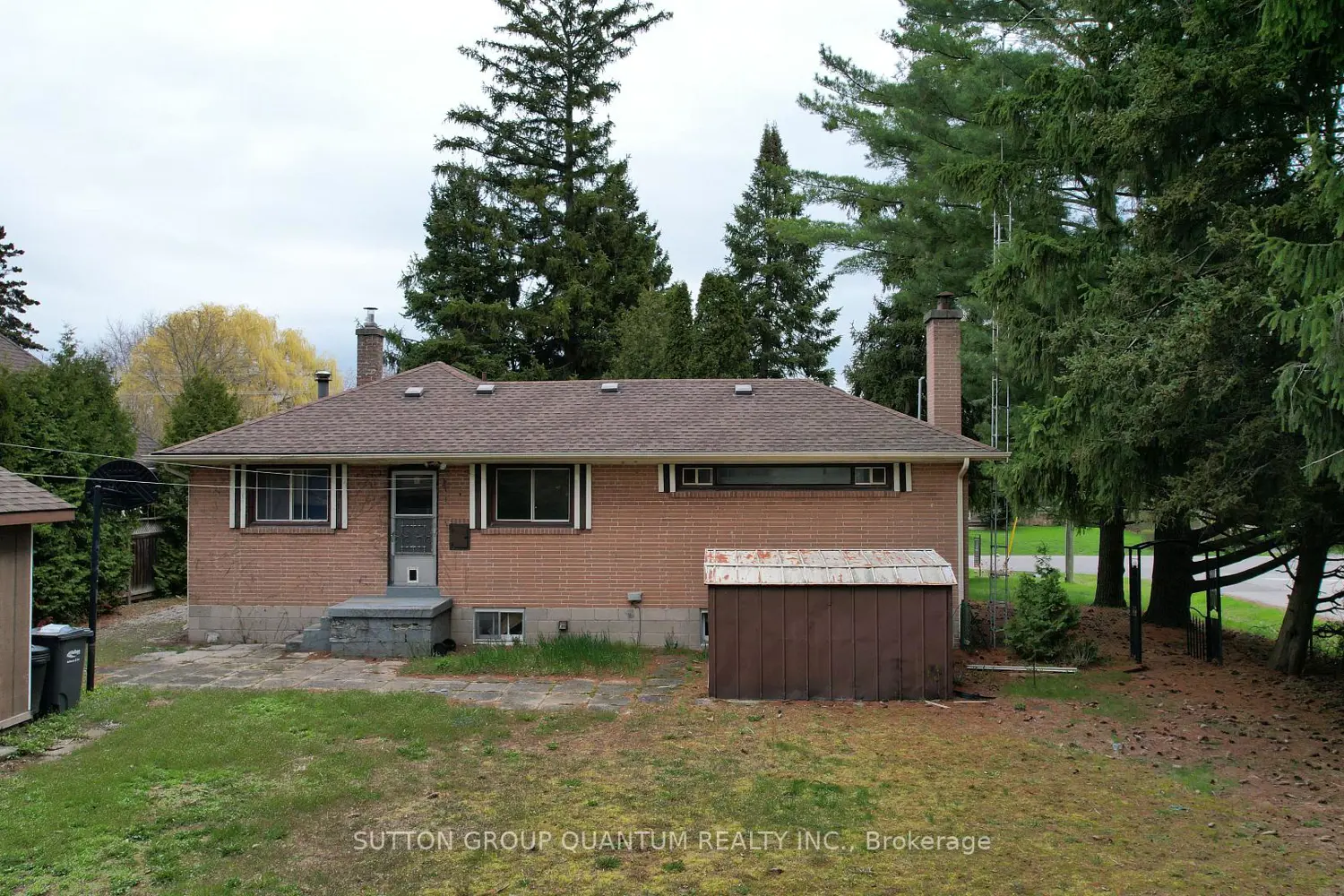 Additional image 6 of 394 Maplehurst Avenue