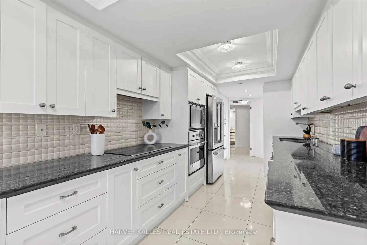 Additional image 15 of 3900 Yonge Street 201