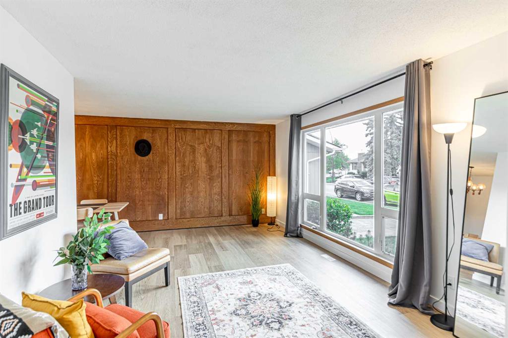 Additional image 5 of 111 Lynnview Way SE, Calgary, AB, T2C 1T4
