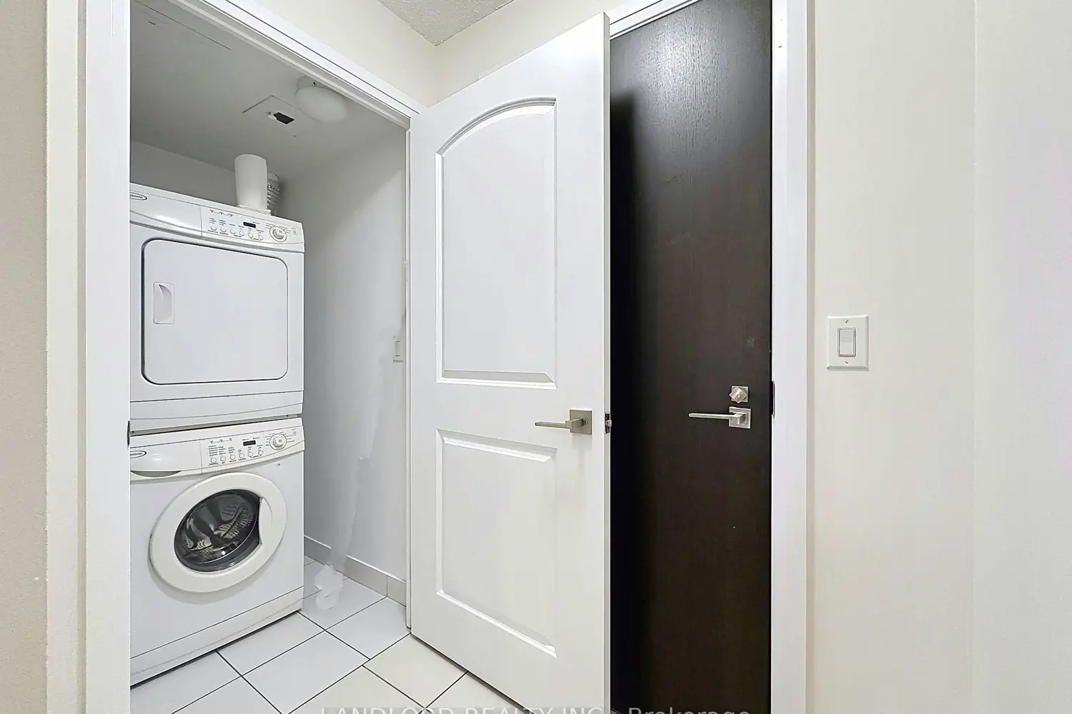 Additional image 13 of 1070 Sheppard Avenue 801