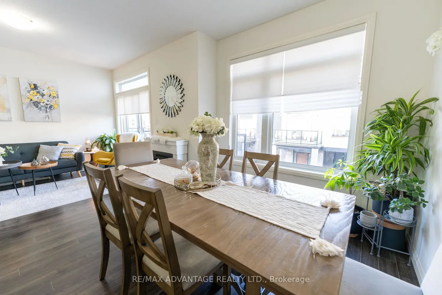 Additional image 8 of 3260 Singleton Avenue 130
