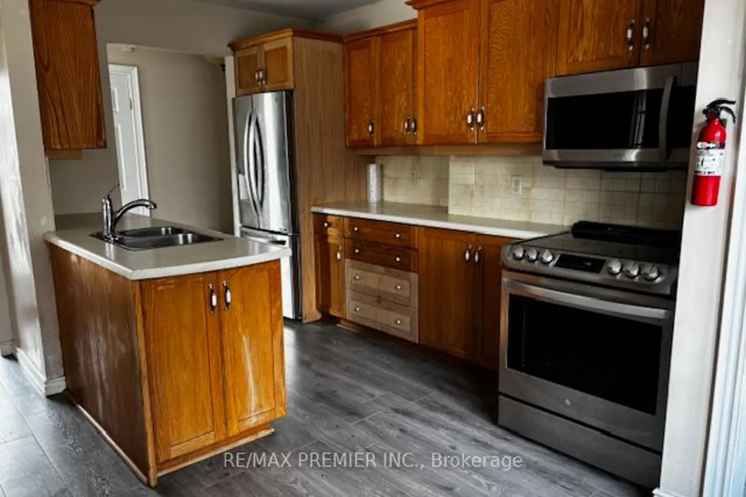 Additional image 3 of 40 Aurora Heights Drive