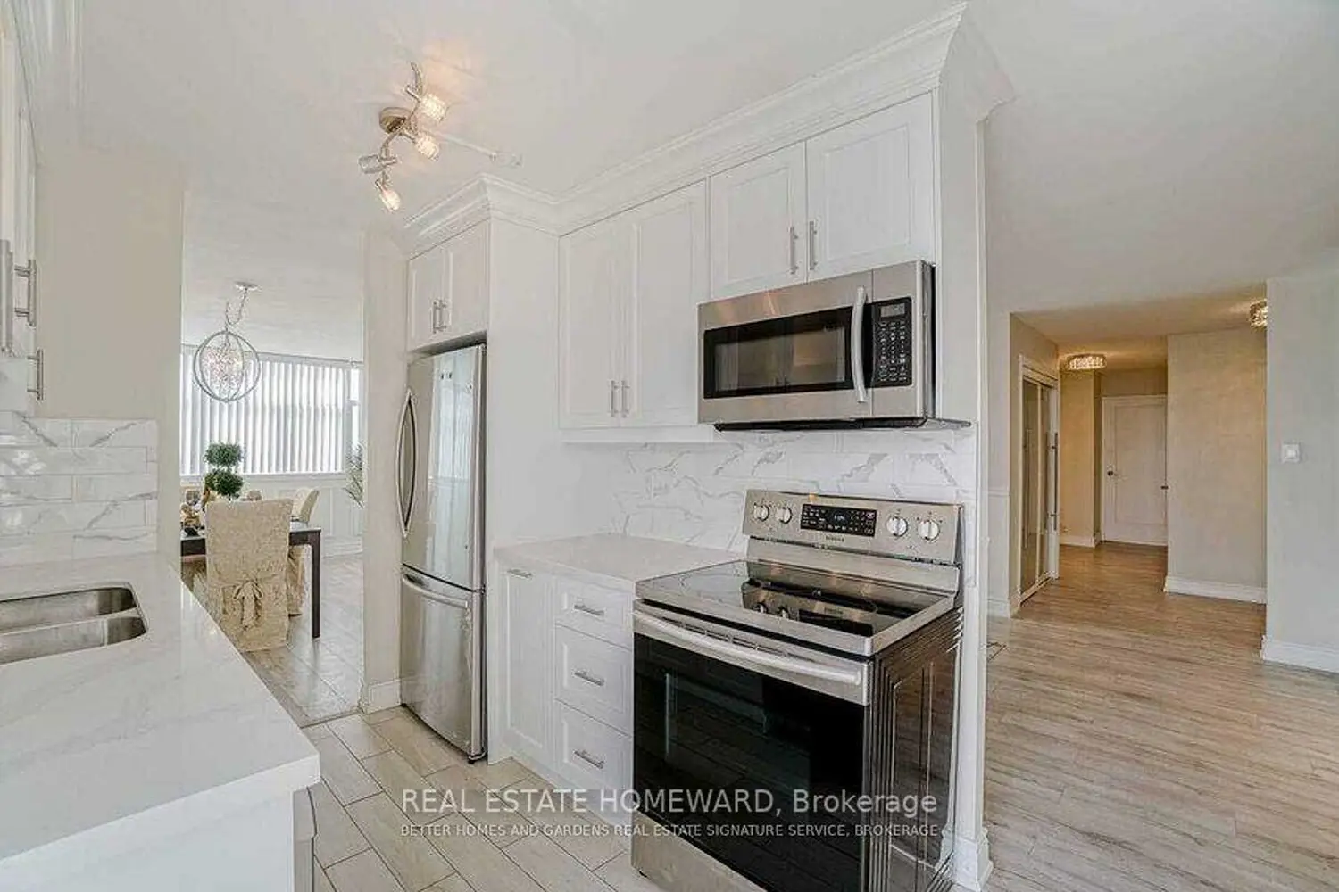 Additional image 9 of 100 Antibes Drive 2803