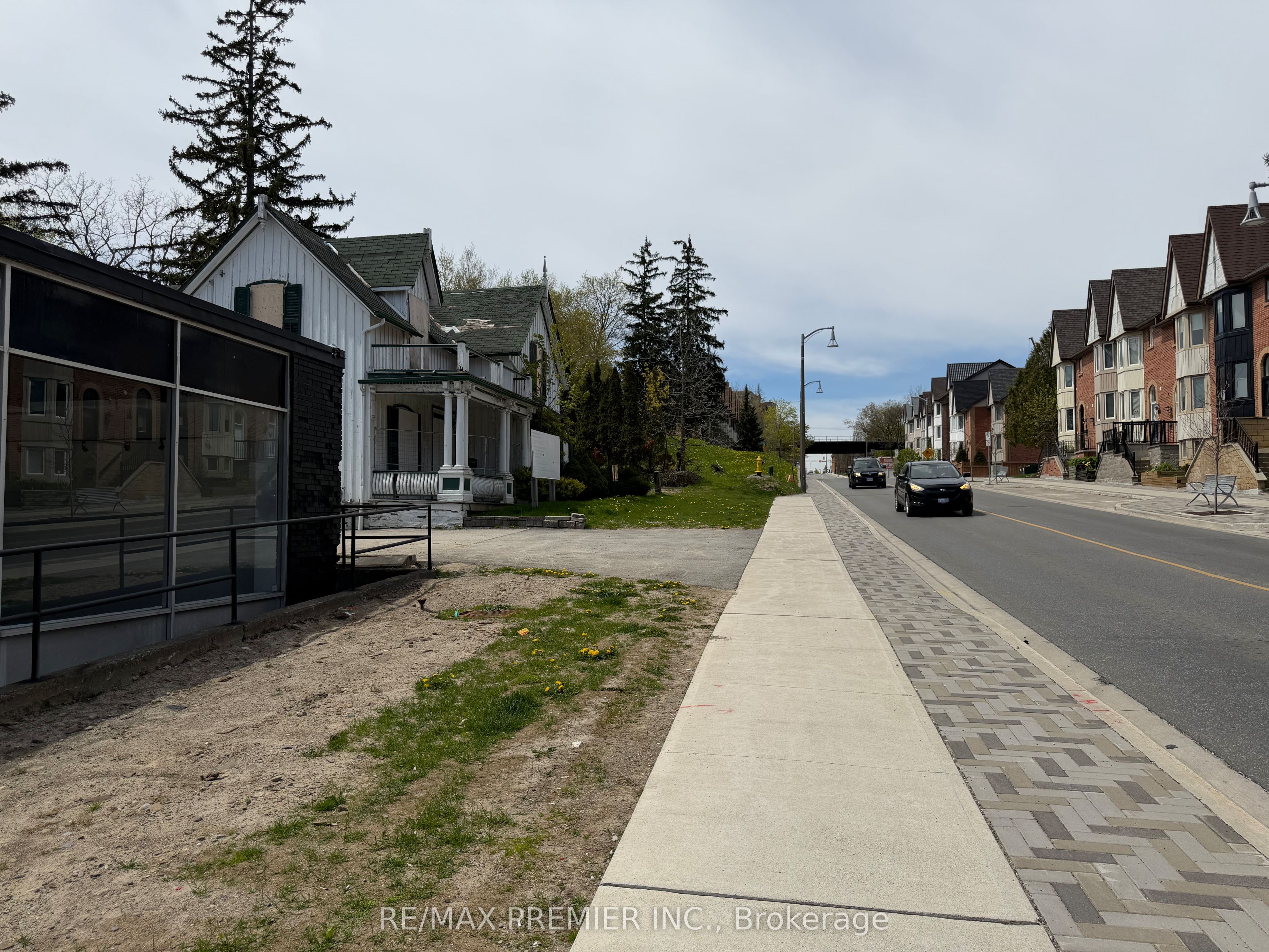 Additional image 2 of 1 & 2-177 Woodbridge Avenue, Vaughan, ON, L4L 2S9