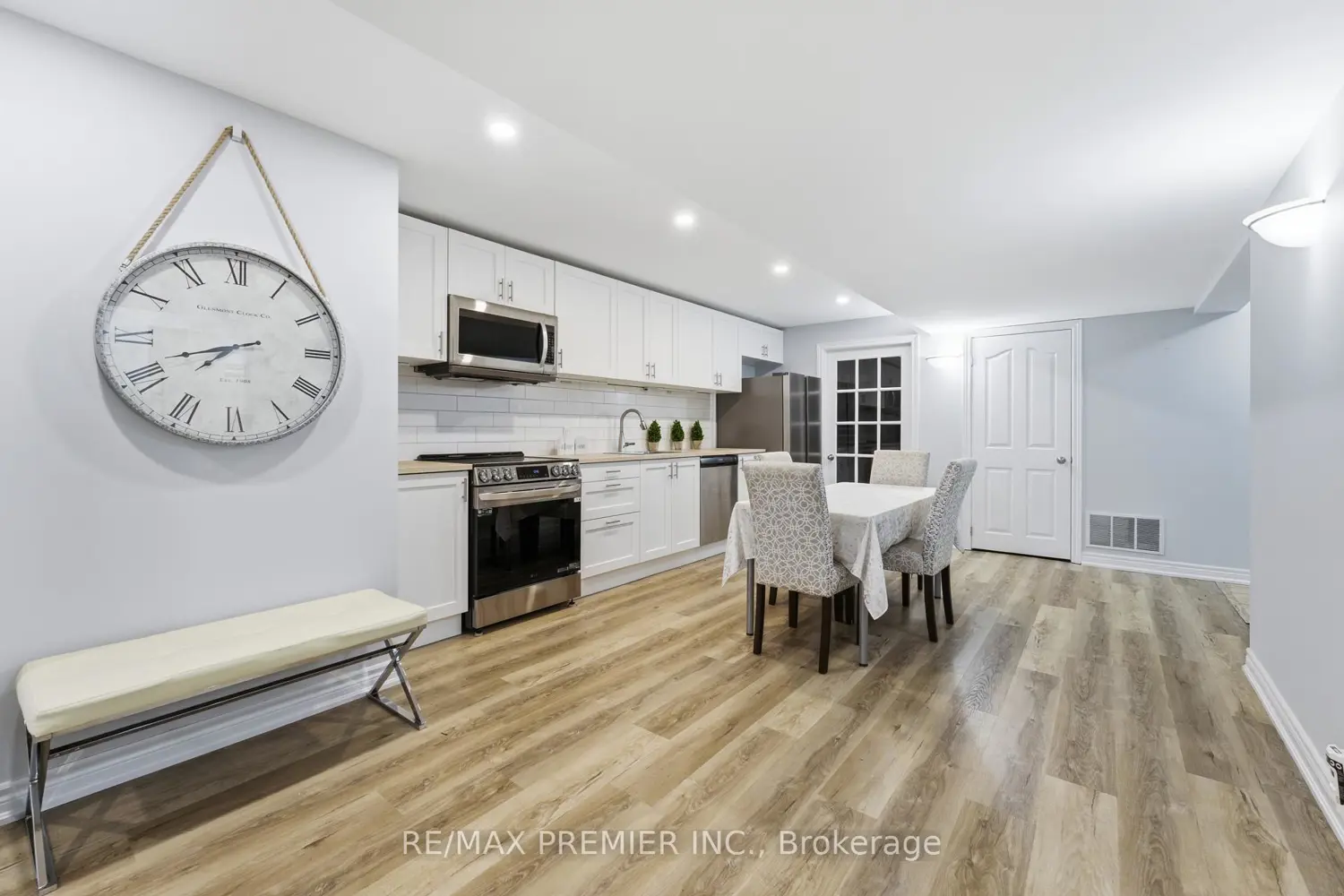 Additional image 11 of 2304 Sovereign Street
