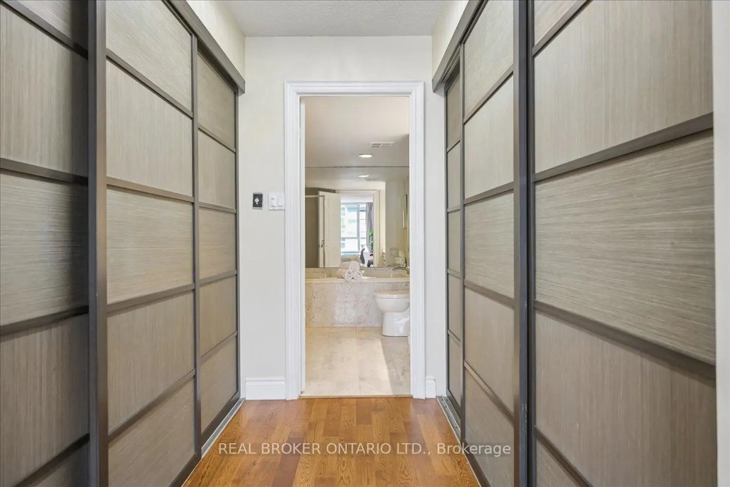 Additional image 17 of 130 Carlton Street 602