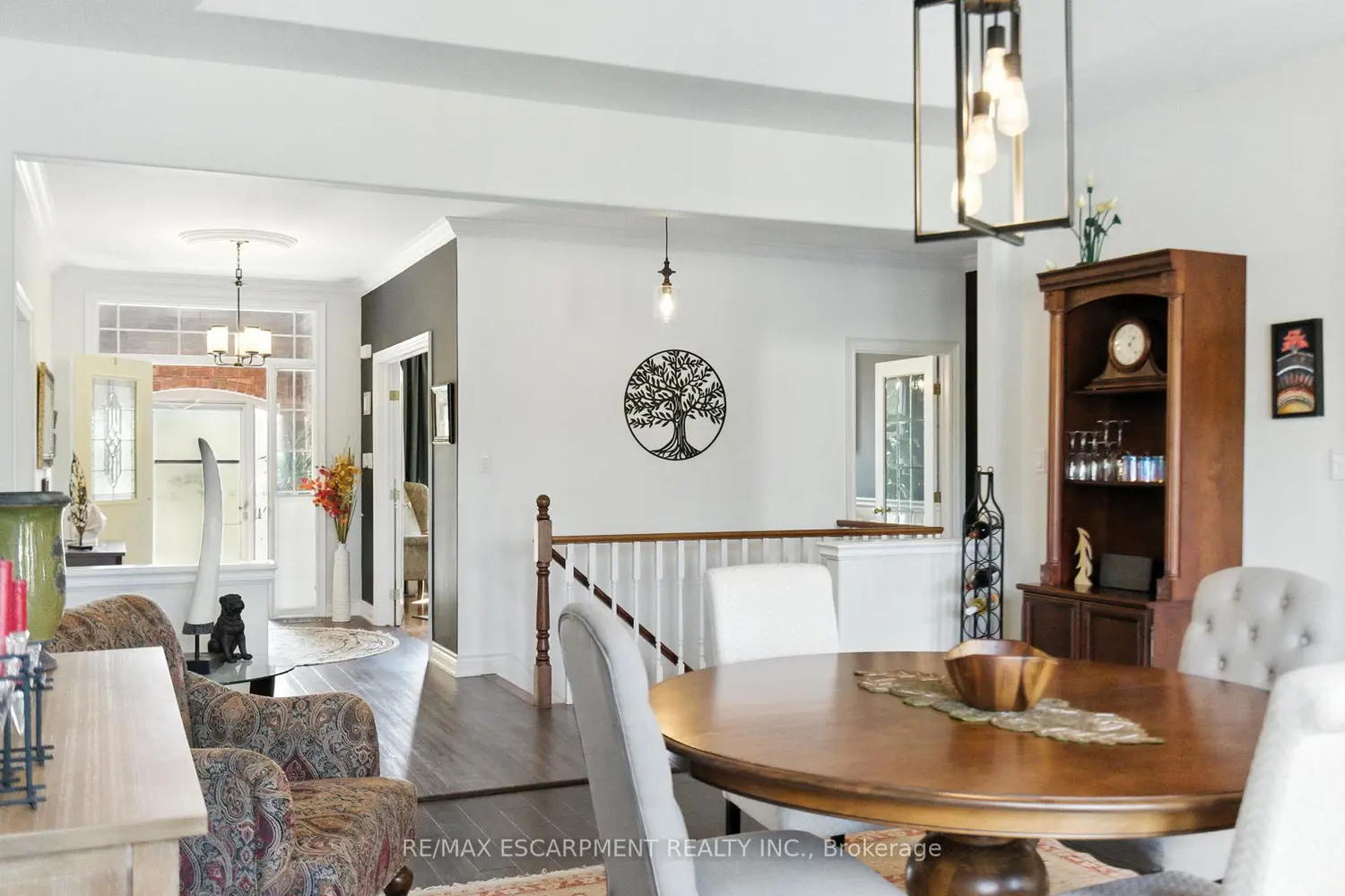 10 Featherstone Avenue photo 4