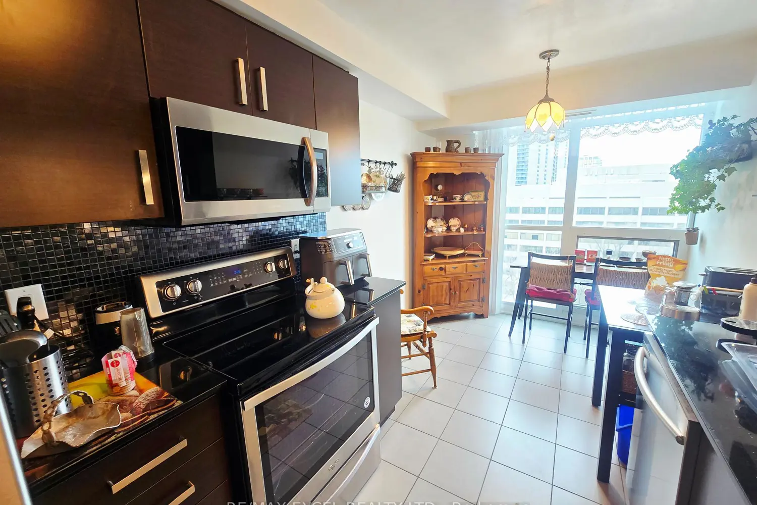 Additional image 16 of 17 Anndale Drive 1007