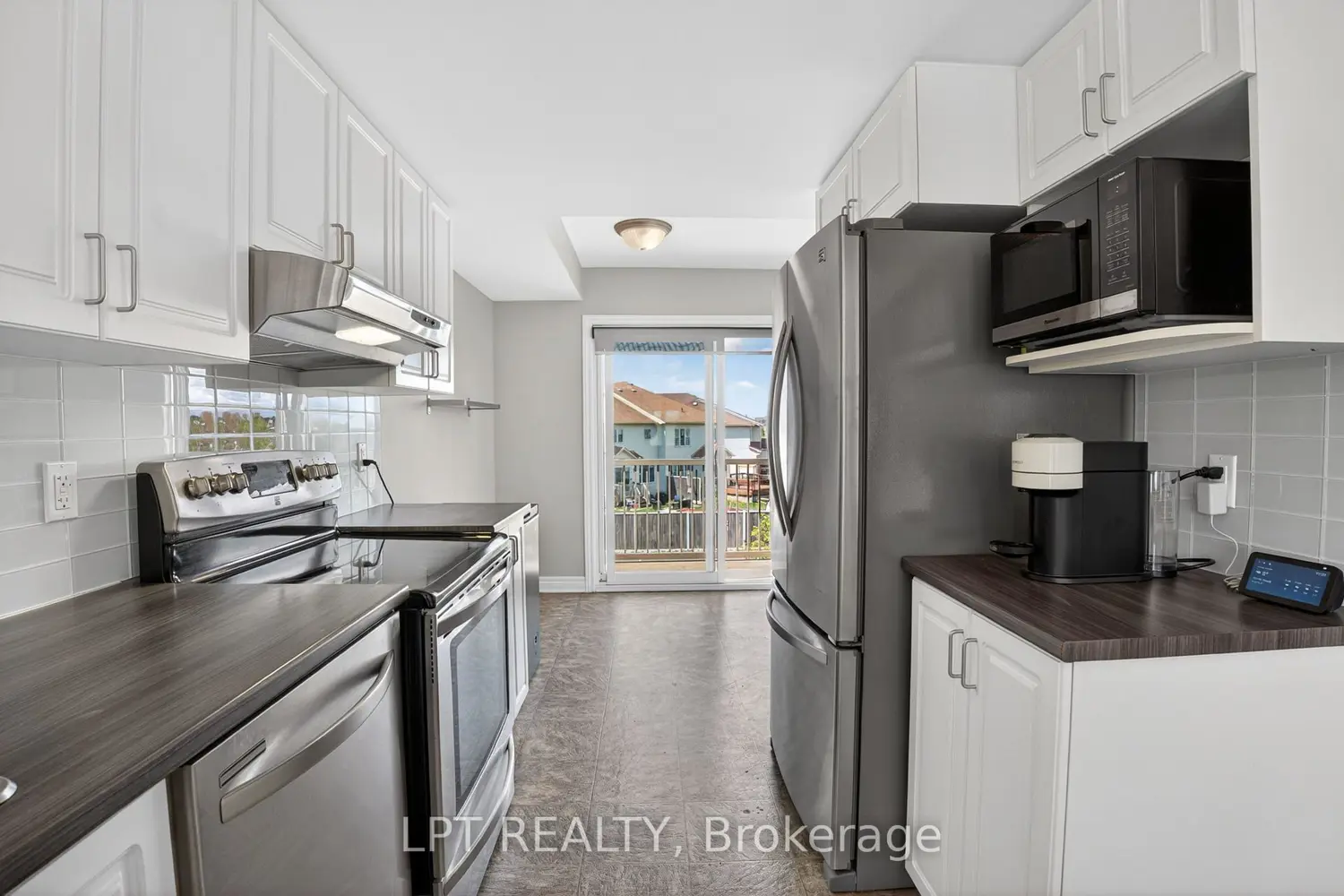 2342 Esprit Drive photo 3