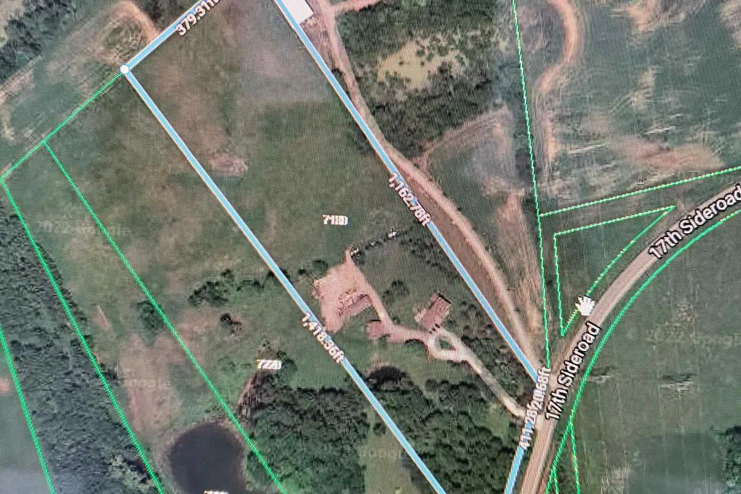 7180 17Th Side Road