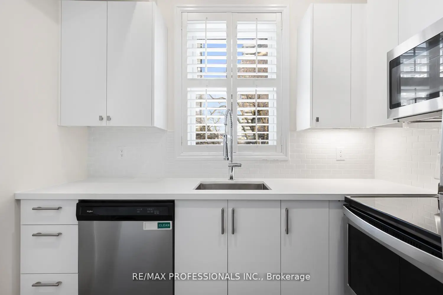 Additional image 7 of 253 Wellesley Street C
