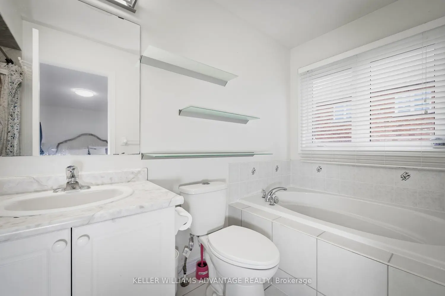 Additional image 10 of 117 Mintwood Road