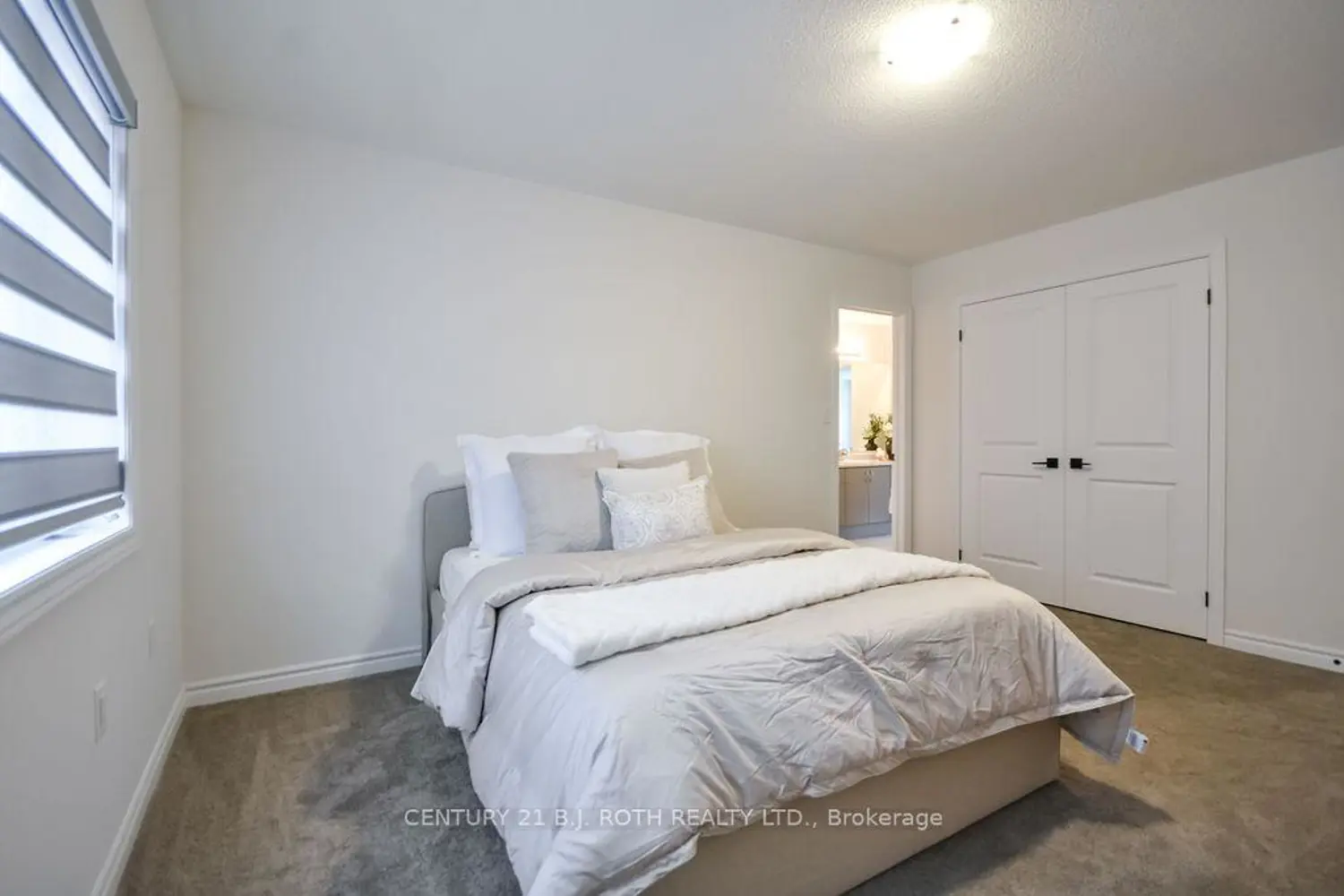 Additional image 12 of 1521 Broderick Street