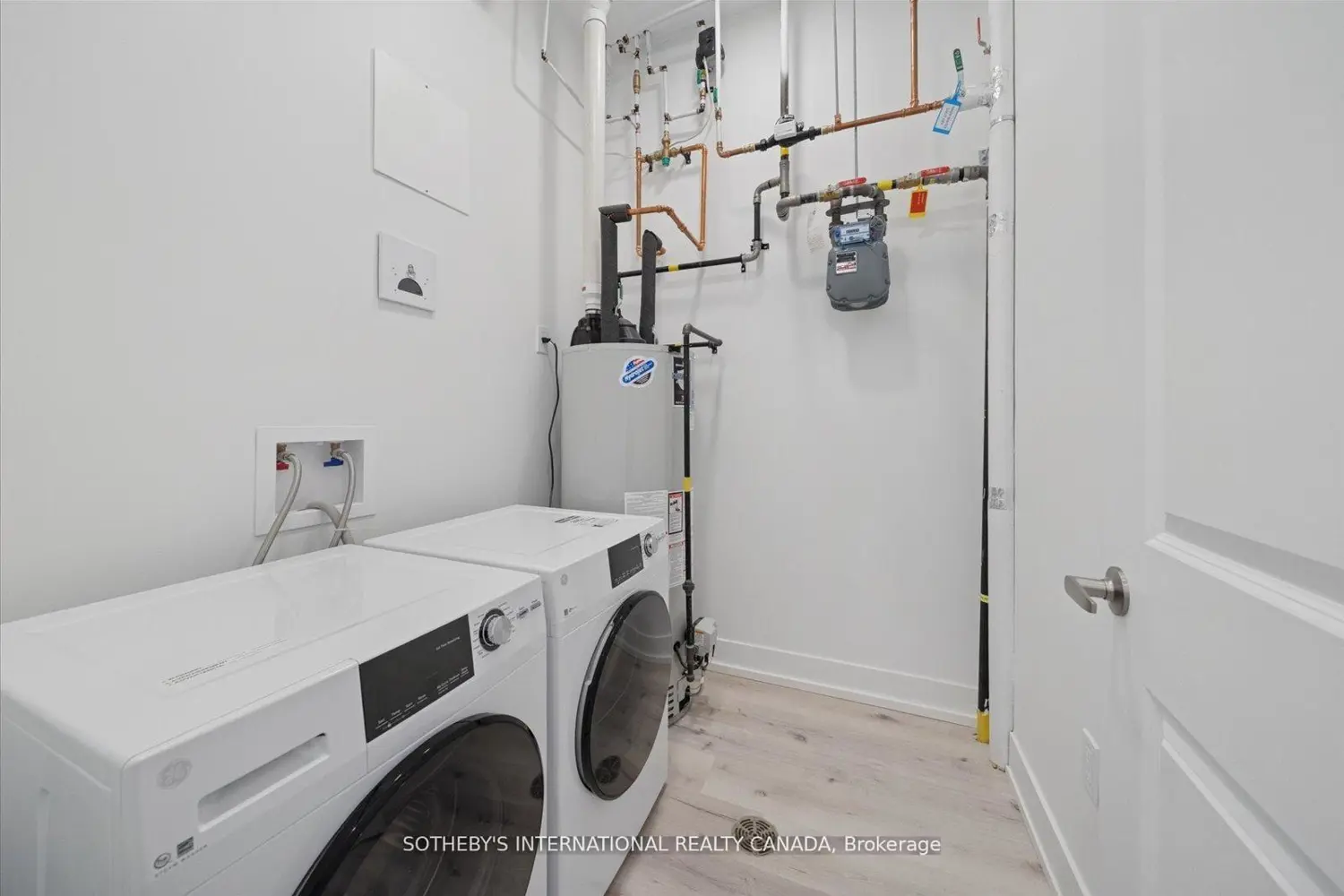 Additional image 11 of 19A West Street Penthouse 1