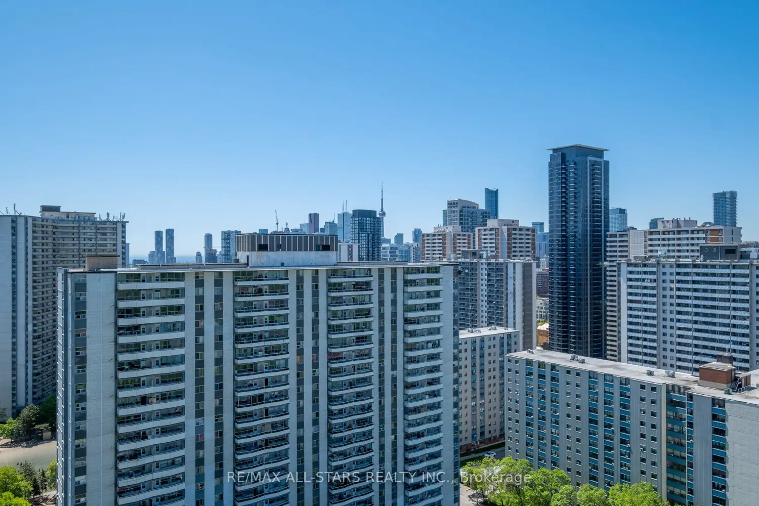 Additional image 17 of 575 Bloor Street 2302