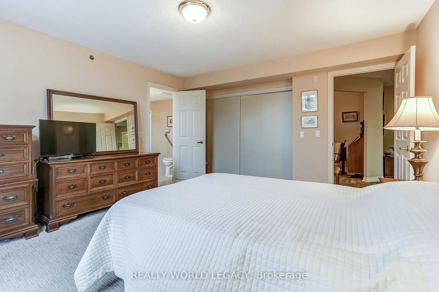 Additional image 4 of 100 Burloak Drive 1201