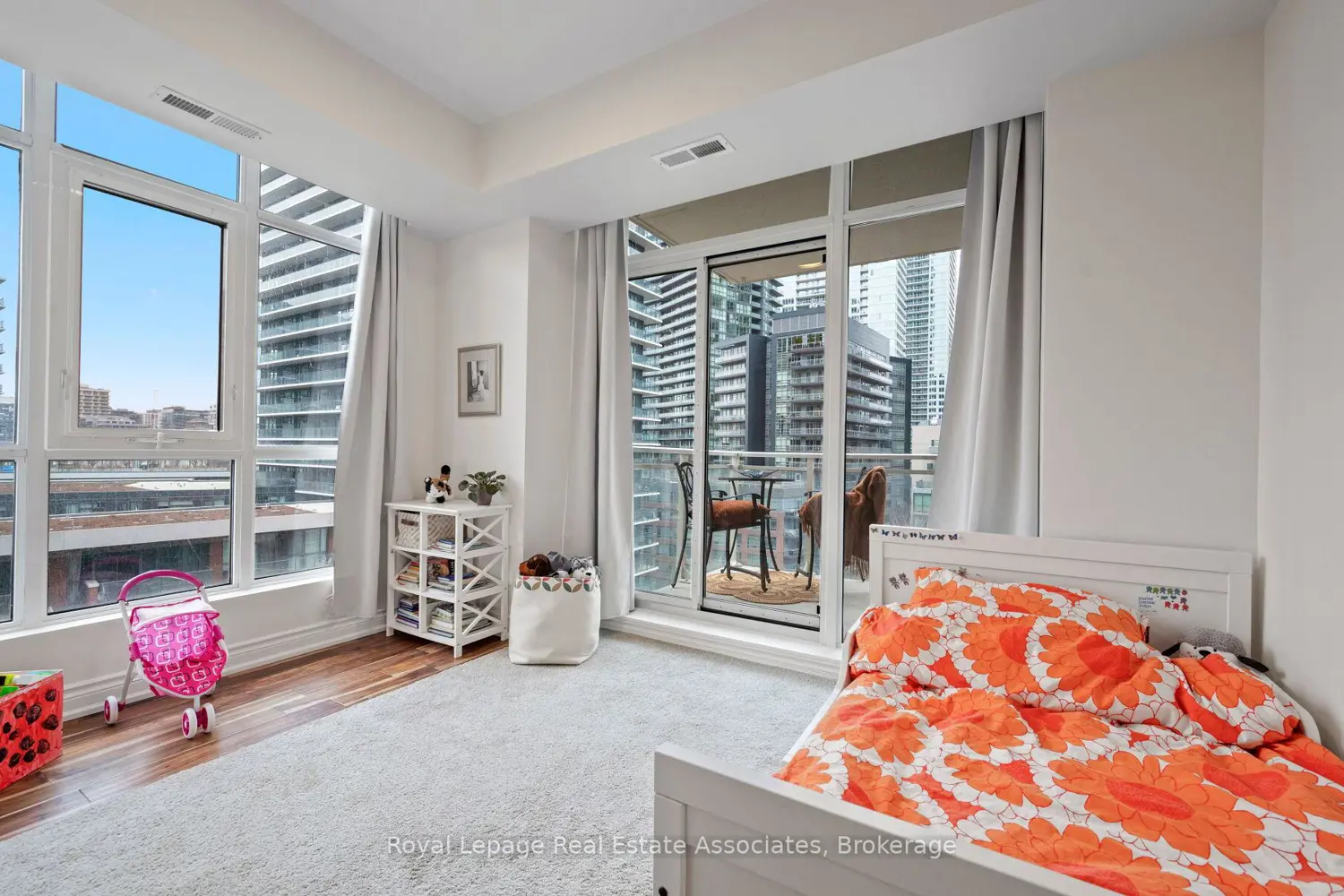 Additional image 16 of 21 Grand Magazine Street 908