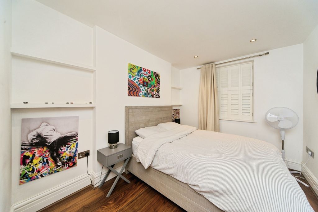 Additional image 8 of 3 bed maisonette to rentDevonshire Place, Brighton BN2