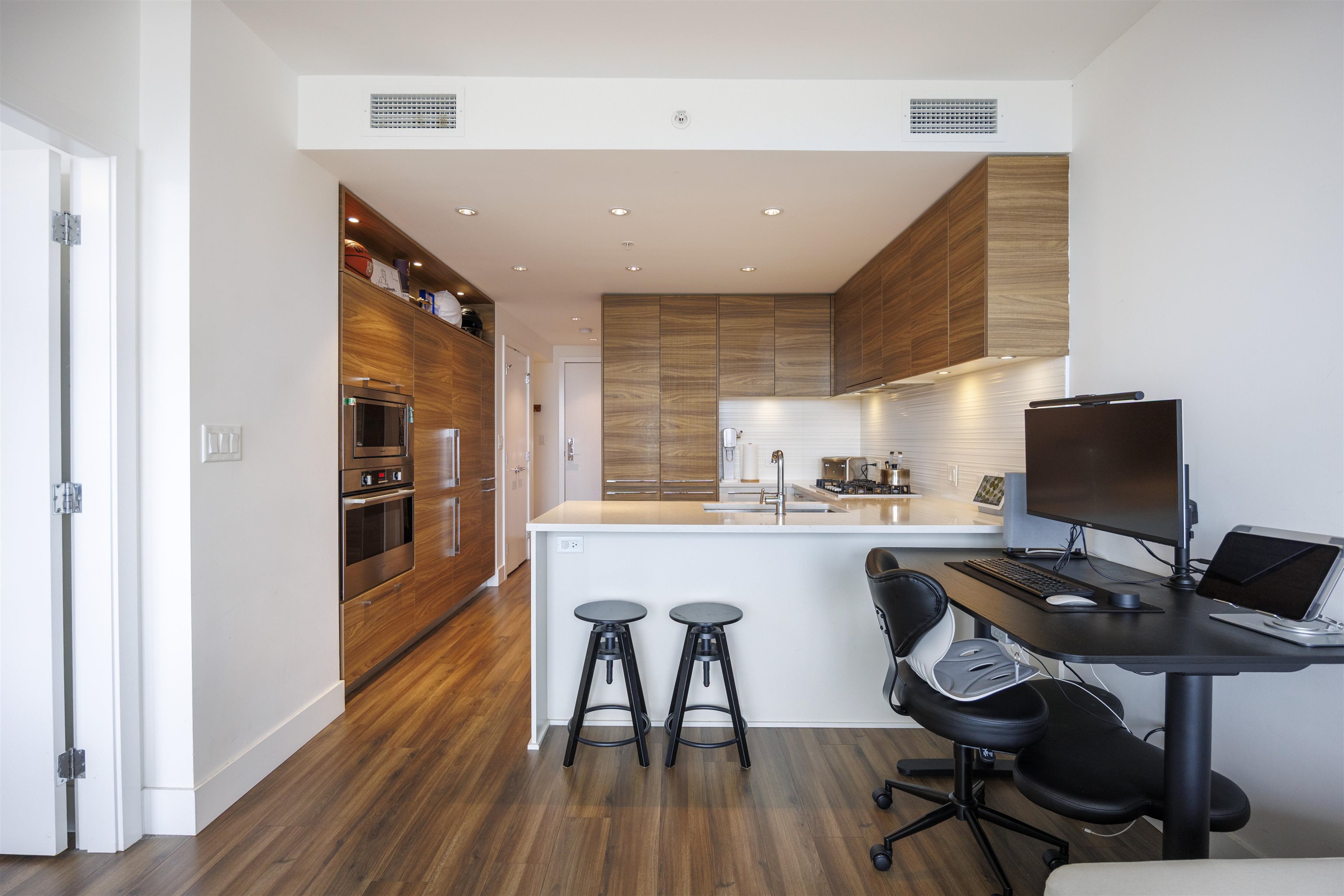 Additional image 6 of 2***- 7303 Noble Lane, Burnaby, BC, V3N 0H2