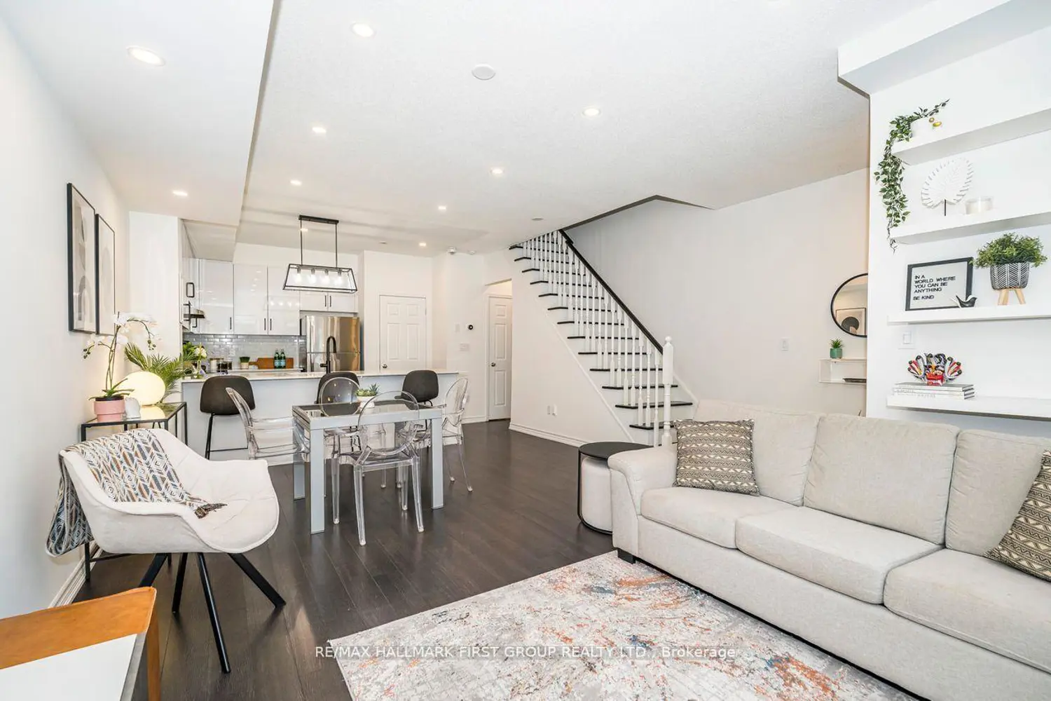 Additional image 7 of 1040 Elton Way 10