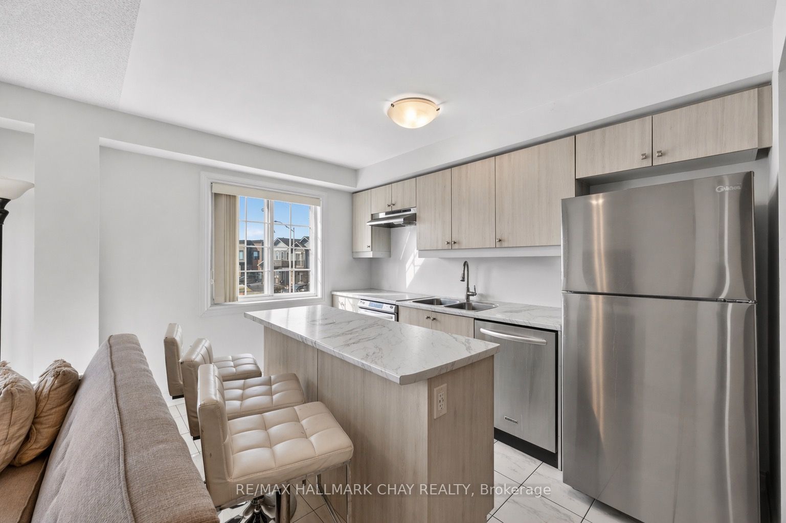 Additional image 5 of 39 Kodiak Terrace, Barrie, ON, L9J 0J4