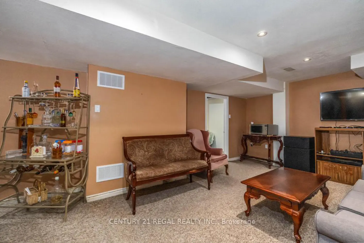 Additional image 15 of 43 Waterton Crescent