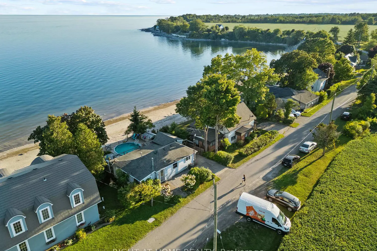71 Lighthouse Dr Drive photo 2