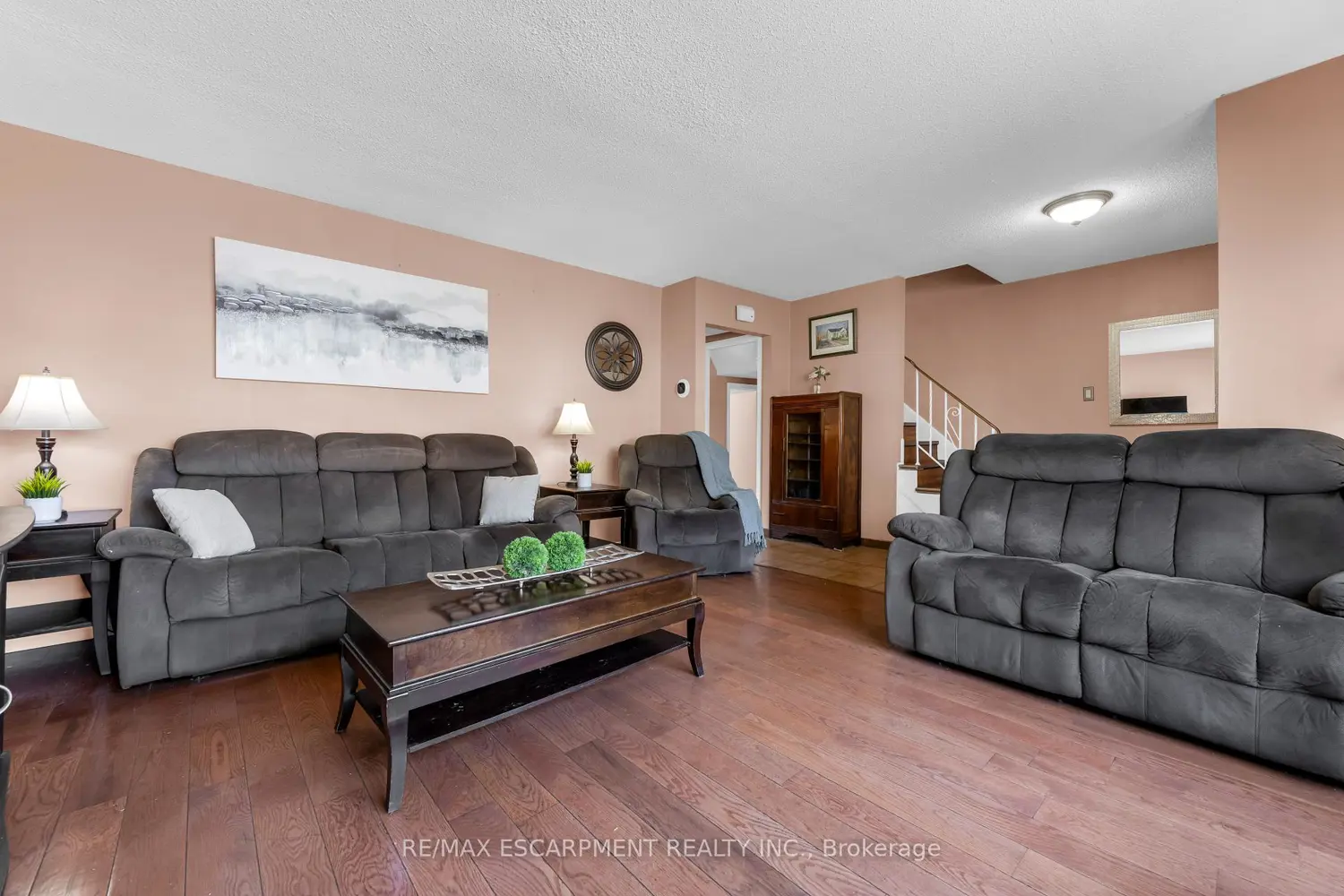 Additional image 7 of 102 Berkindale Drive