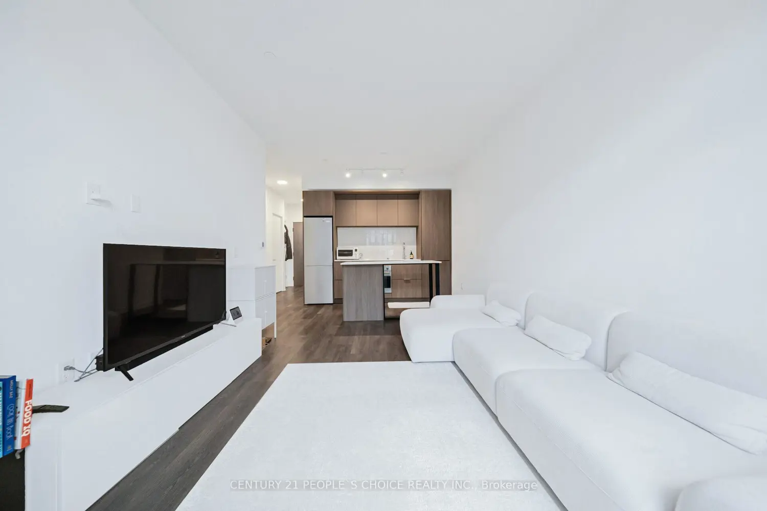 Additional image 6 of 35 Tubman Avenue 323