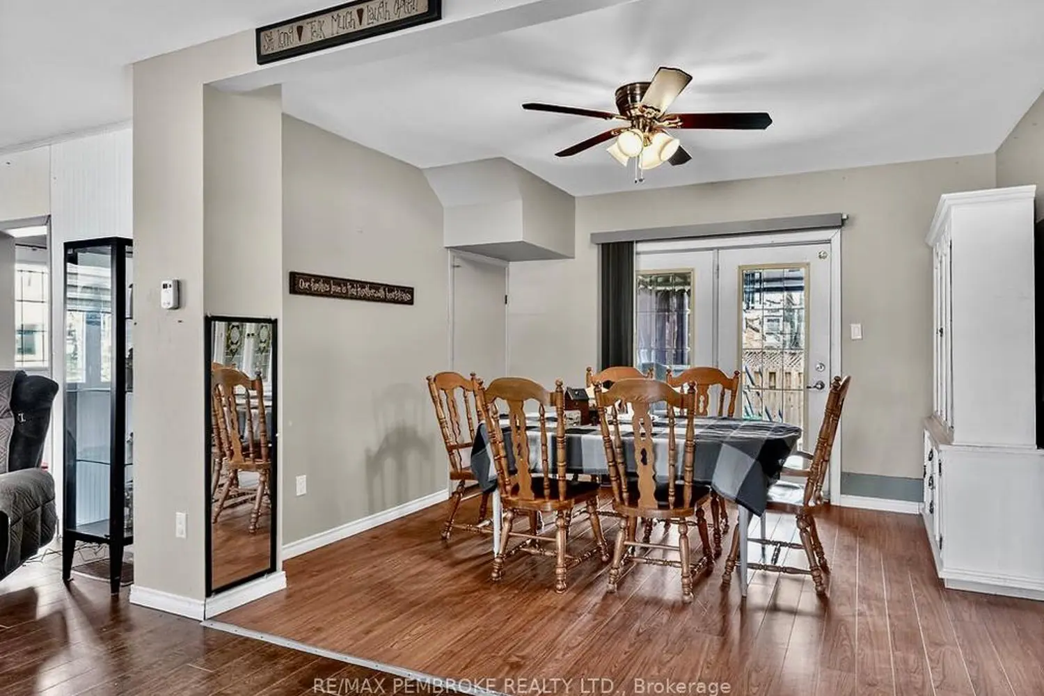 Additional image 4 of 402 Christie Street
