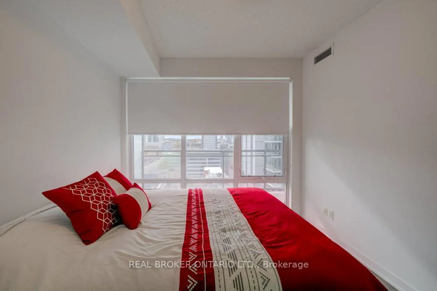 Additional image 9 of 85 Duke Street 908