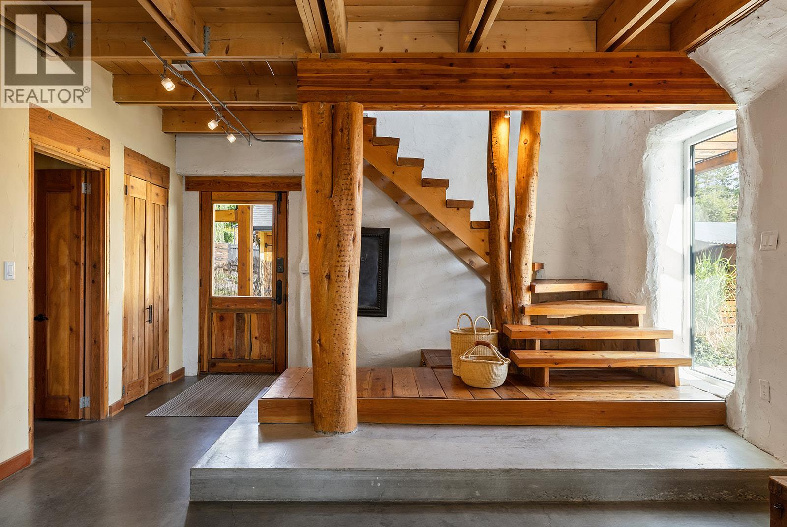 Additional image 3 of 6226 Sanderson Avenue, Peachland, BC, V0H1X8